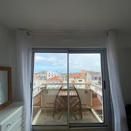 2 Pers, Balcon Vue Sur Les Halles Et L'ocean, En Plein Coeur De * Biarritz